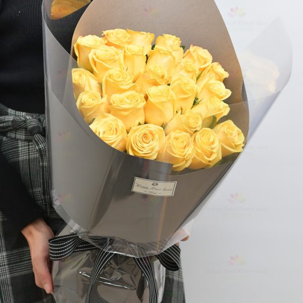 25 Kenyan yellow roses by air