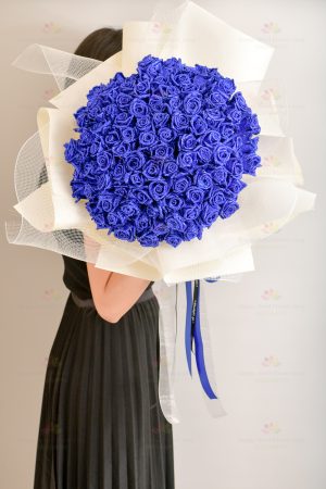Special love only for the special you (99 twinkling blue roses)